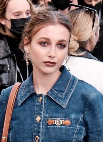 Emma Chamberlain at Paris Fashion Week in 2021
